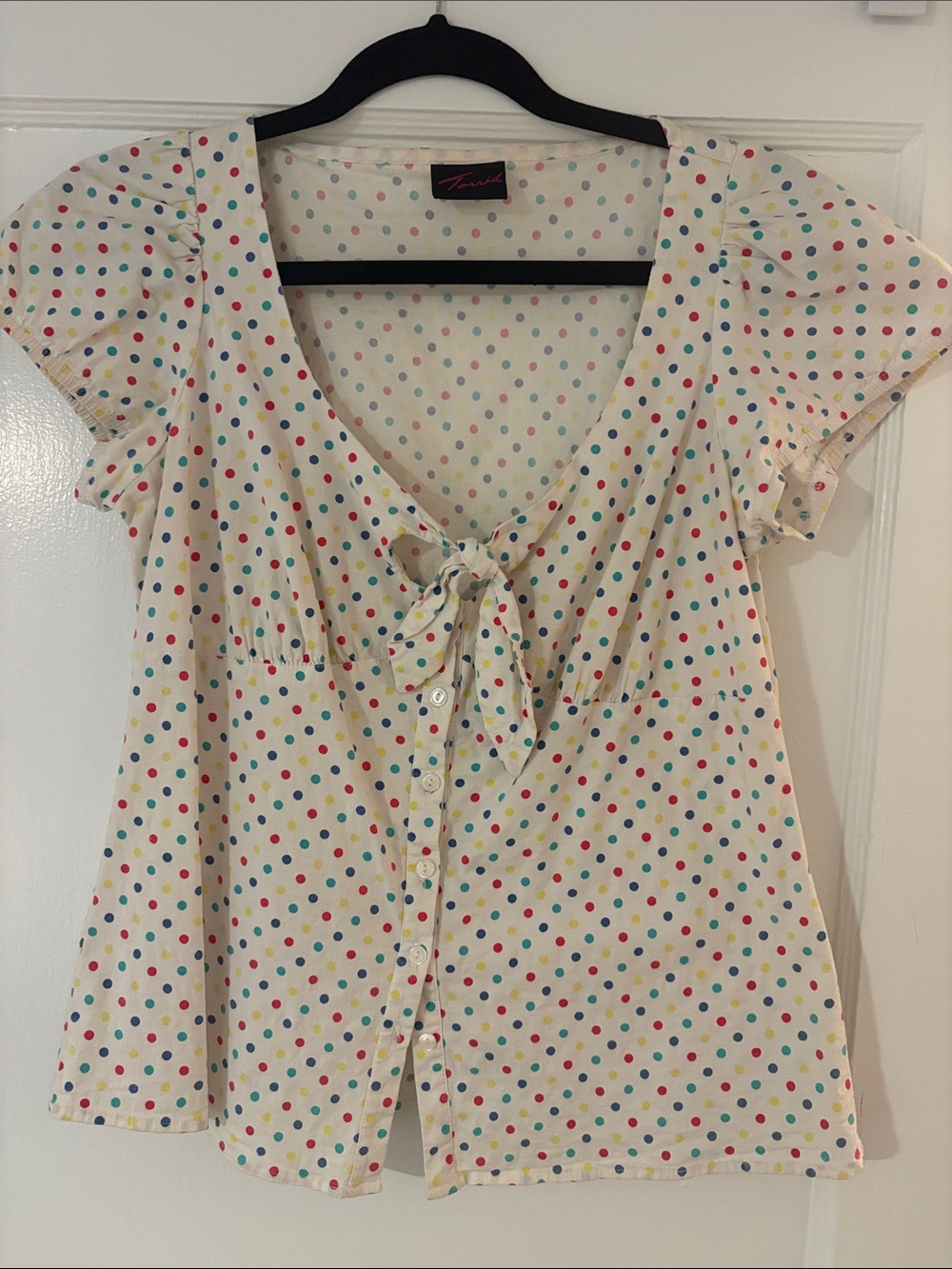 Vintage Torrid White Polka Dot Tie-Front Button-Up Top